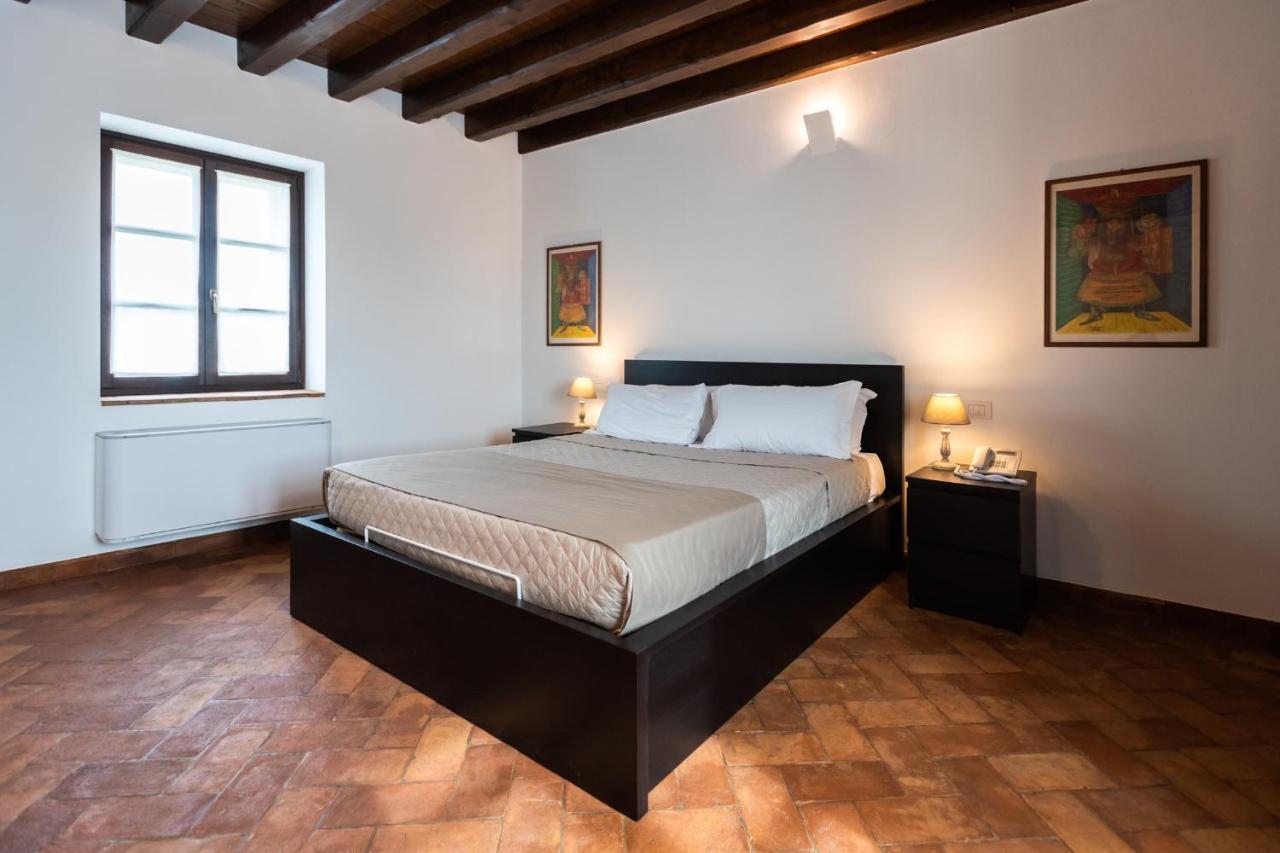 Al Pompiere - Wine And Bed & Breakfast
