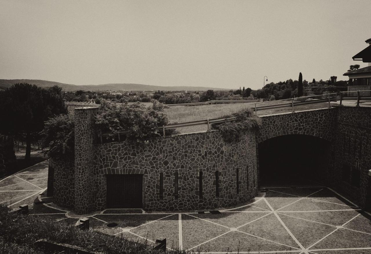 Al Pompiere - Wine And